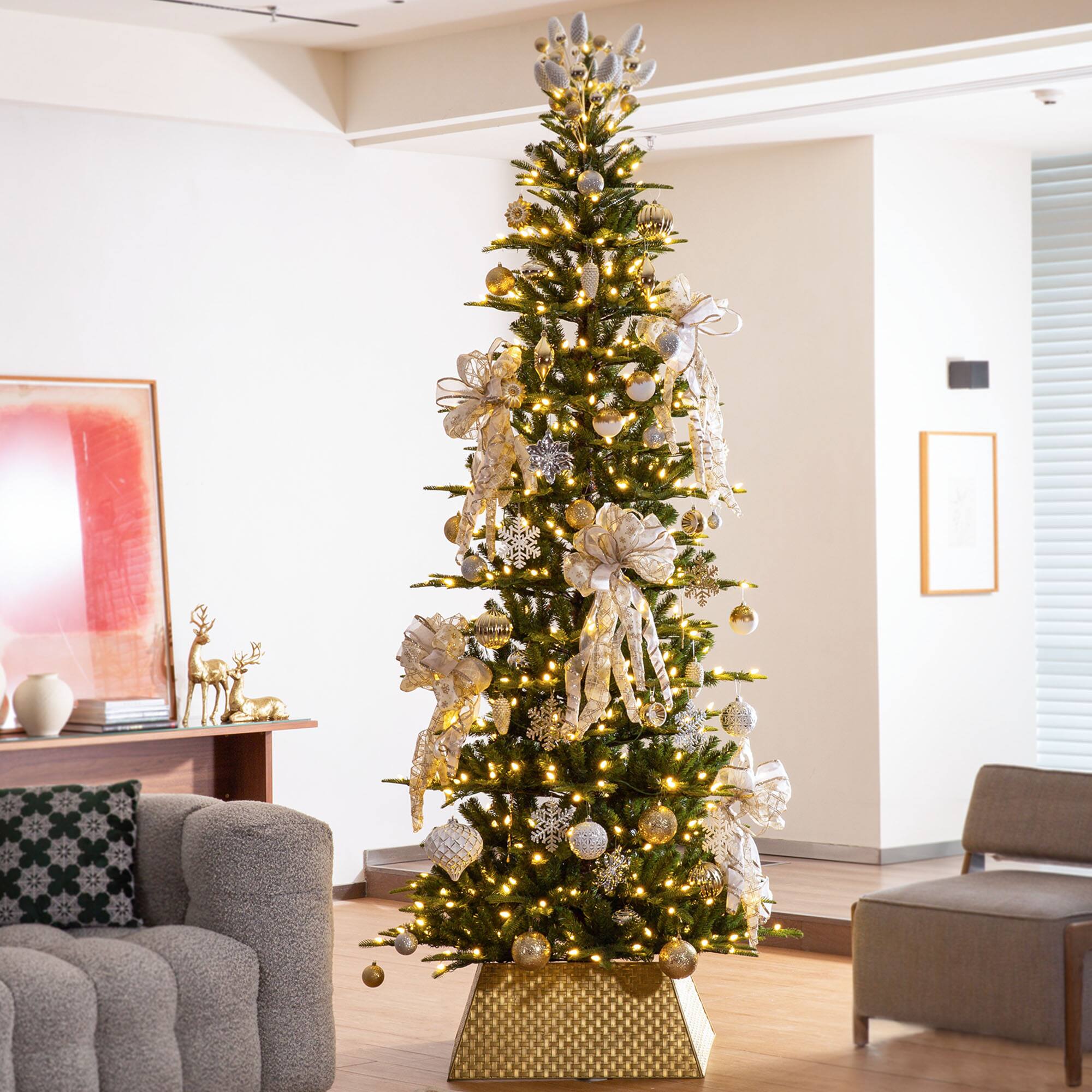 Glitzhome® 25.75" Gold Trapezoid Metal Weave Tree Collar